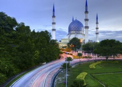 مسجد السلطان صلاح الدين عبدالعزيز شاه في ماليزيا